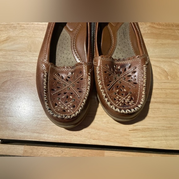 Thom Mcan slip on loafers in size 8W in good condition. See pics for details - Picture 6 of 11